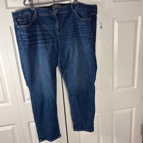Torrid Women’s Plus Size 26R Boyfriend Straight Jeans Vintage Stretch Blue - Picture 1 of 3